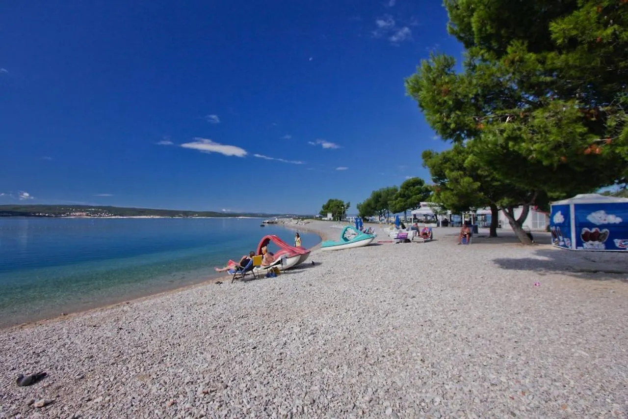 Apartments Marijela Crikvenica 0*,